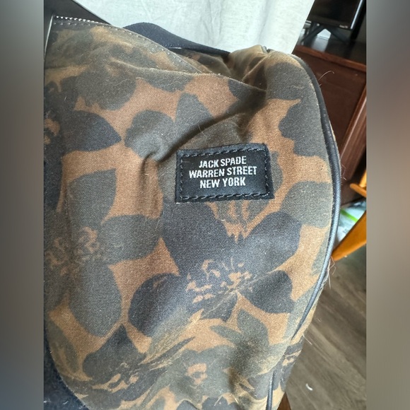 JACK SPADE - Floral Camo Duffle in Waxed Canvas - Picture 6 of 9